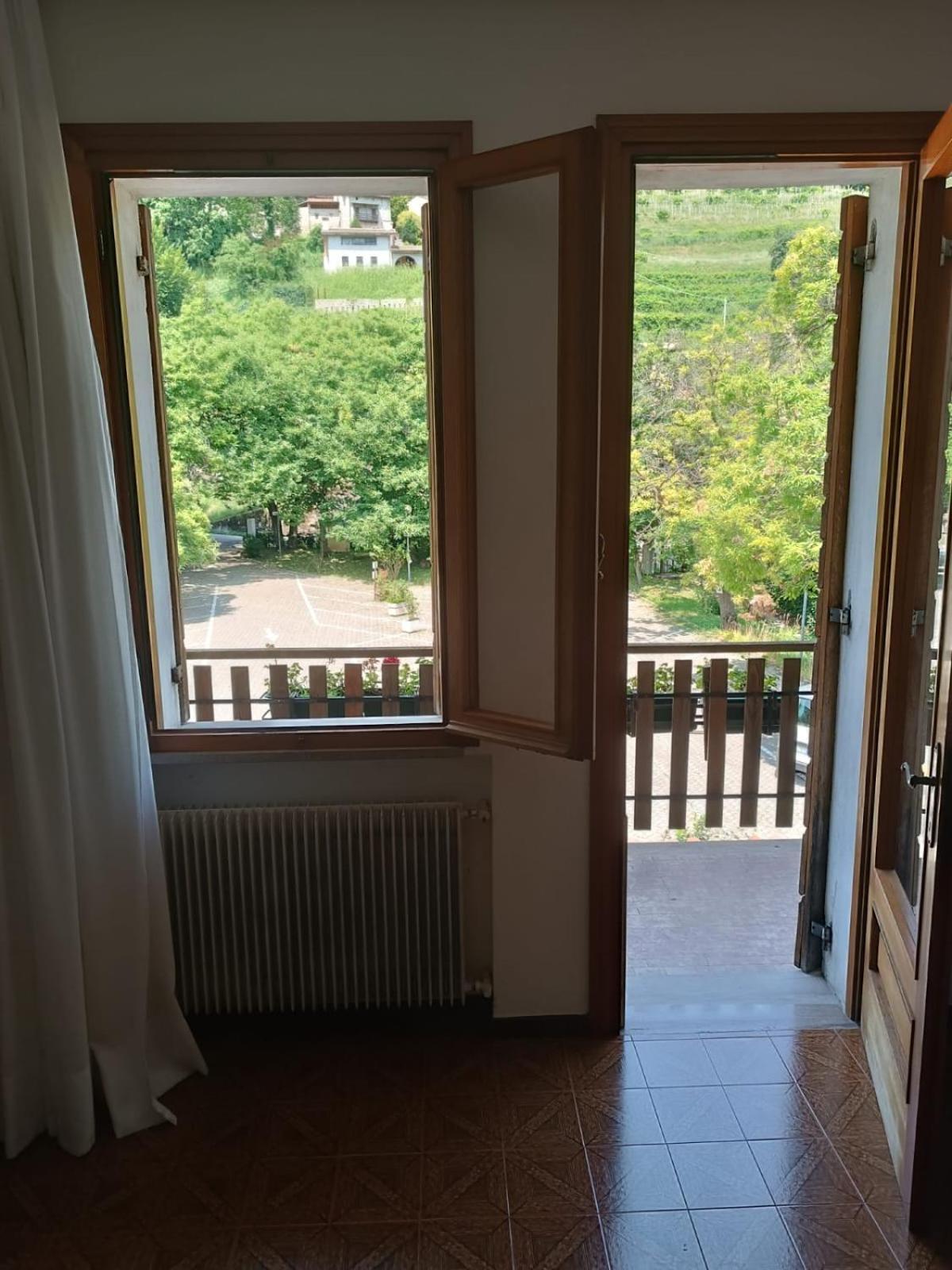 Biss Badaliss Bed & Breakfast Valdobbiadene Bagian luar foto
